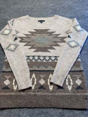 American Eagle Outfitters Southwestern Aztec Pattern Wool Blend Sweater Size S